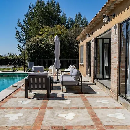 Hébergement de vacances Maison-piscine Au Coeur Des Vignes à *
